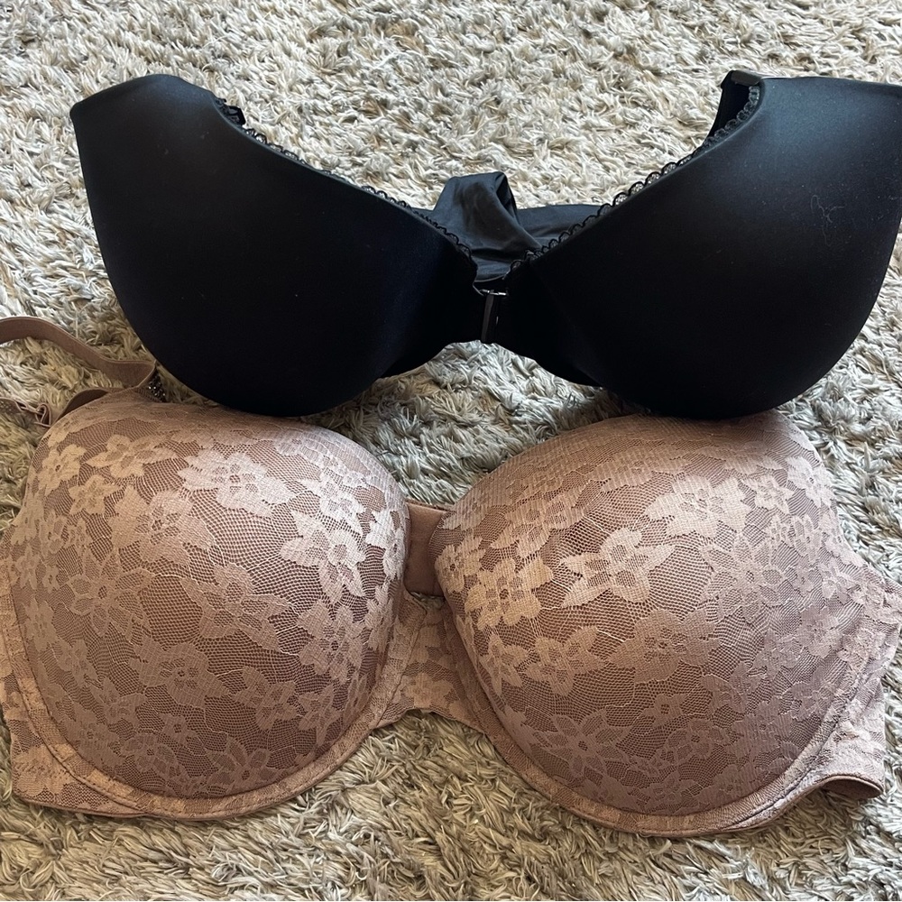 Victoria Secret & Pink Bras NWT 2 PC